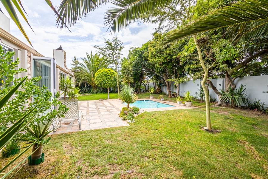 3 Bedroom Property for Sale in Country Club Western Cape